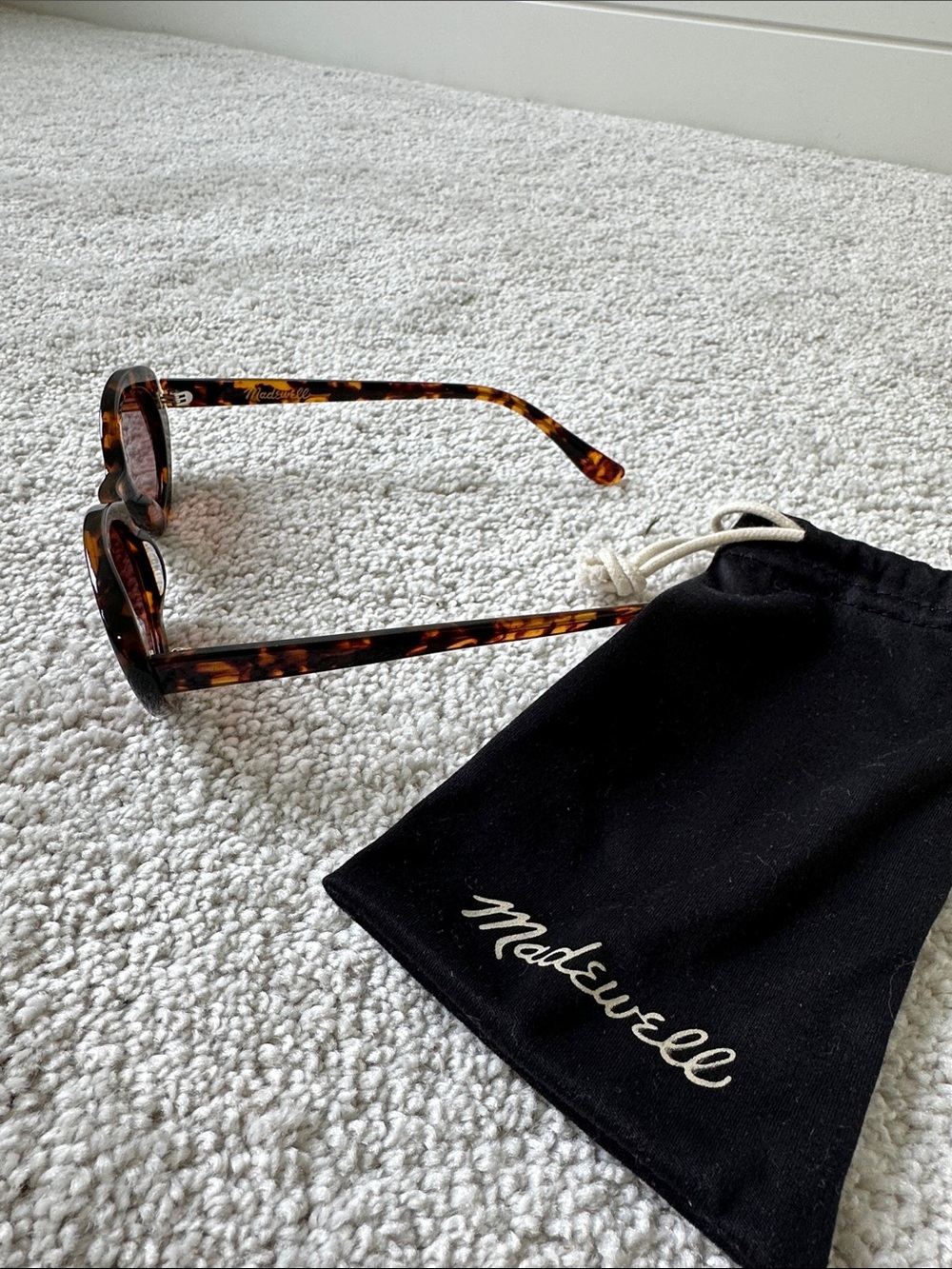 Madewell Russell Oval Sunglasses - Picture 3 of 5